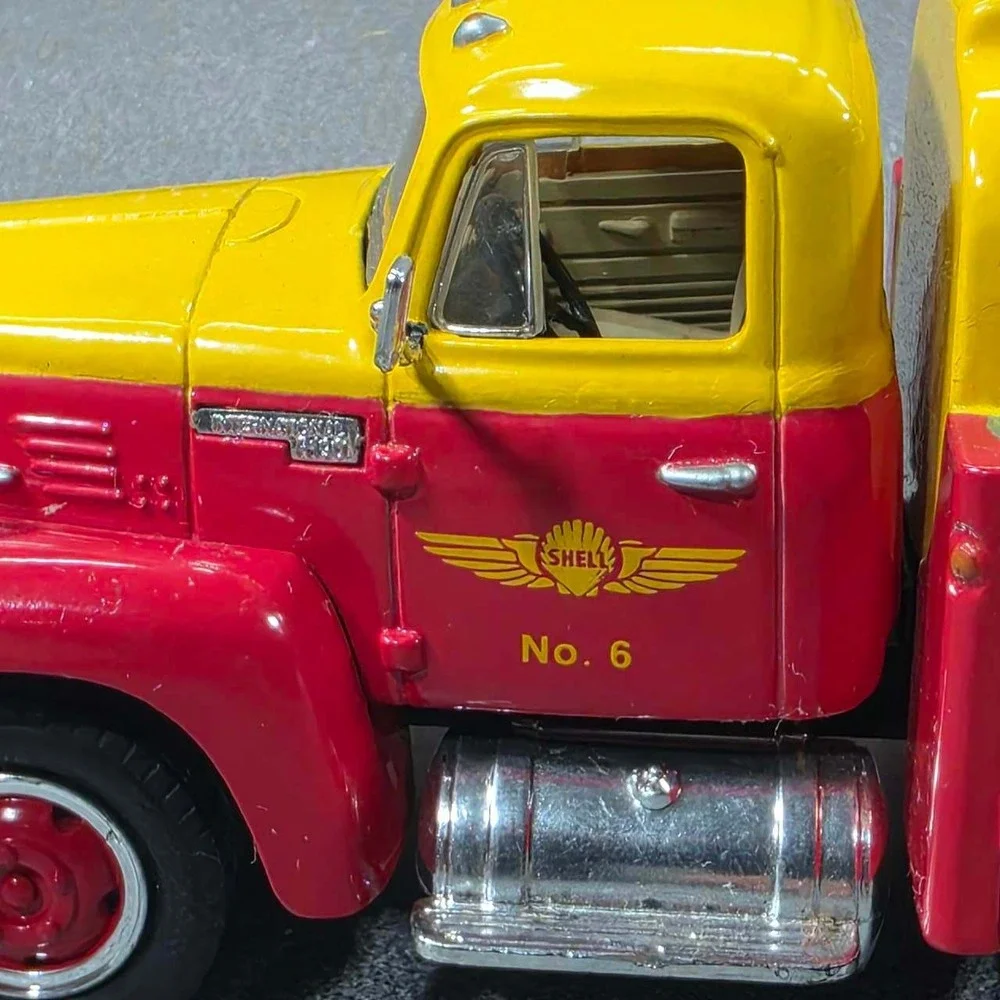 Shell Aviation Fuel Truck & Plane Diecast Set Yellow Red Excellent